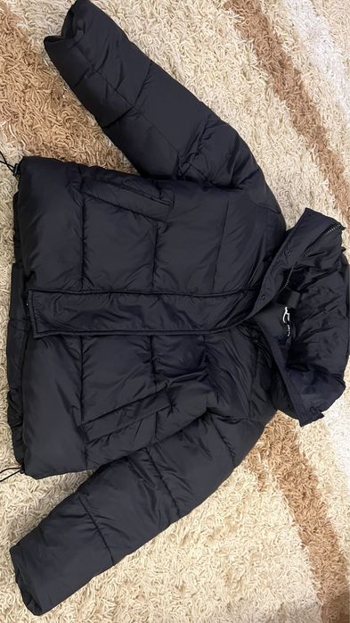 Чорна куртка зимова