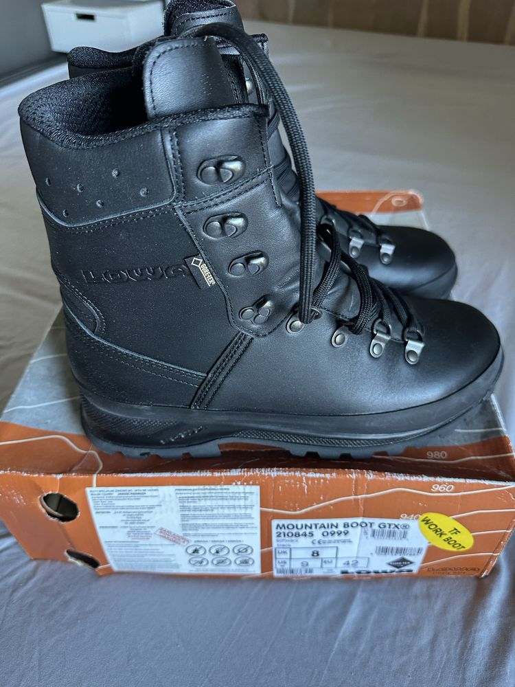 Buty Lowa MOUNTAIN BOOT GTX  czarne r 42  gore-tex