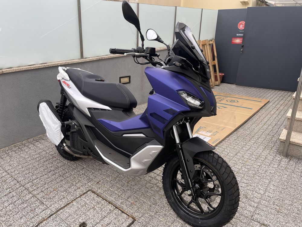 APRILIA SR 125 GT  ( moto nova )  2025