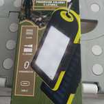 Power bank solarny z latarką Wild Trek