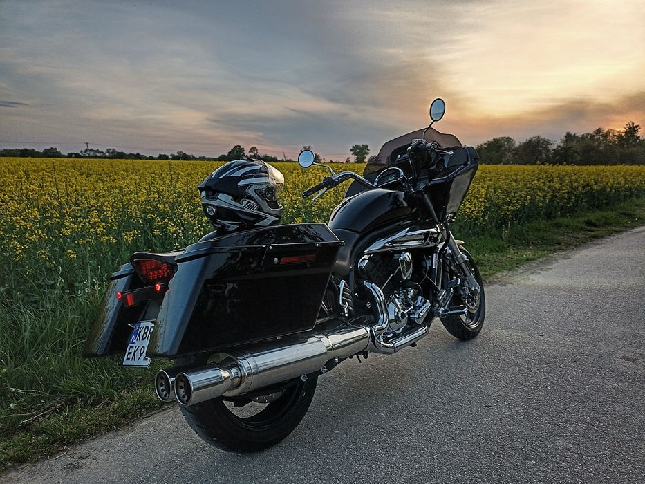 Hyosung gv650 Bagger Touring Harley Road glide Custom ZAMIANA