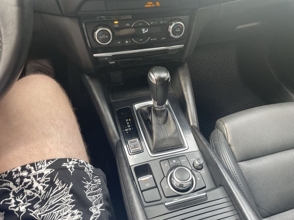 Mazda 6 2015 року
