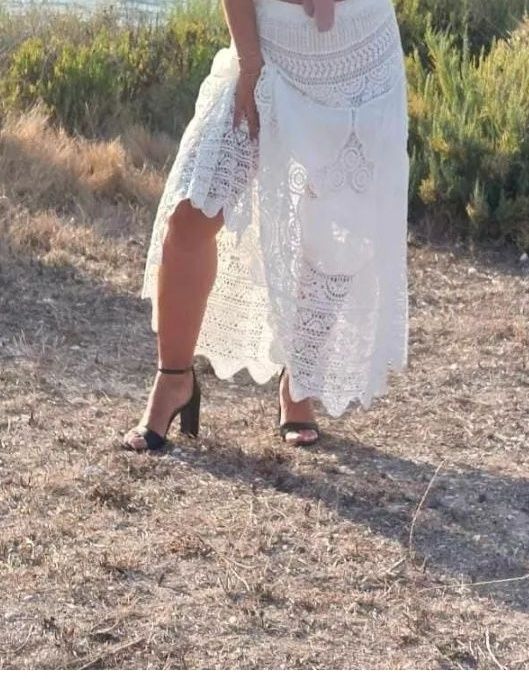 Saia de crochê branca cumprida