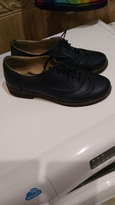 Продам туфли женские.