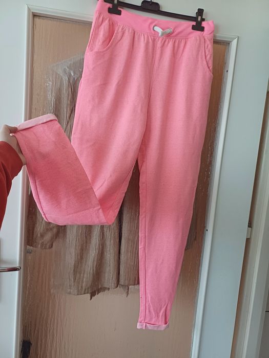 Różowe dresy 170/176