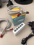 Tp-Link (switch LS1005) x 2 + kabel Ethernet x 2