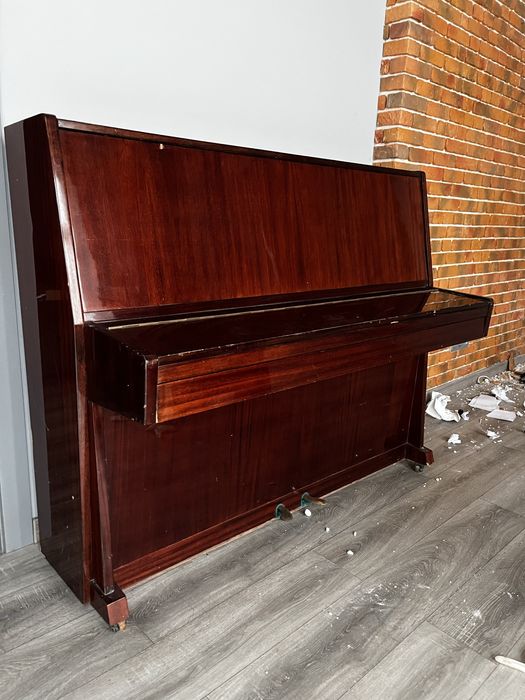 Фортепіано Україна