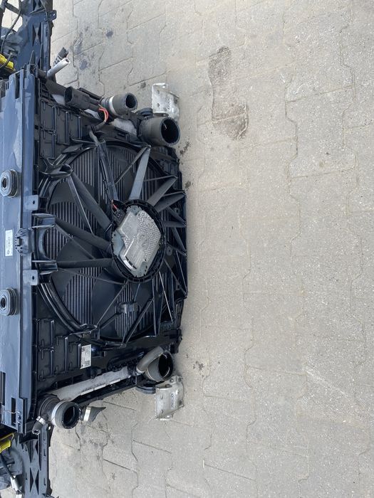 Pas przedni wzmocnienie czolowe belka chlodnice m pakiet bmw f10 f11