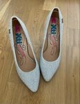 Buty szpilki beżowe