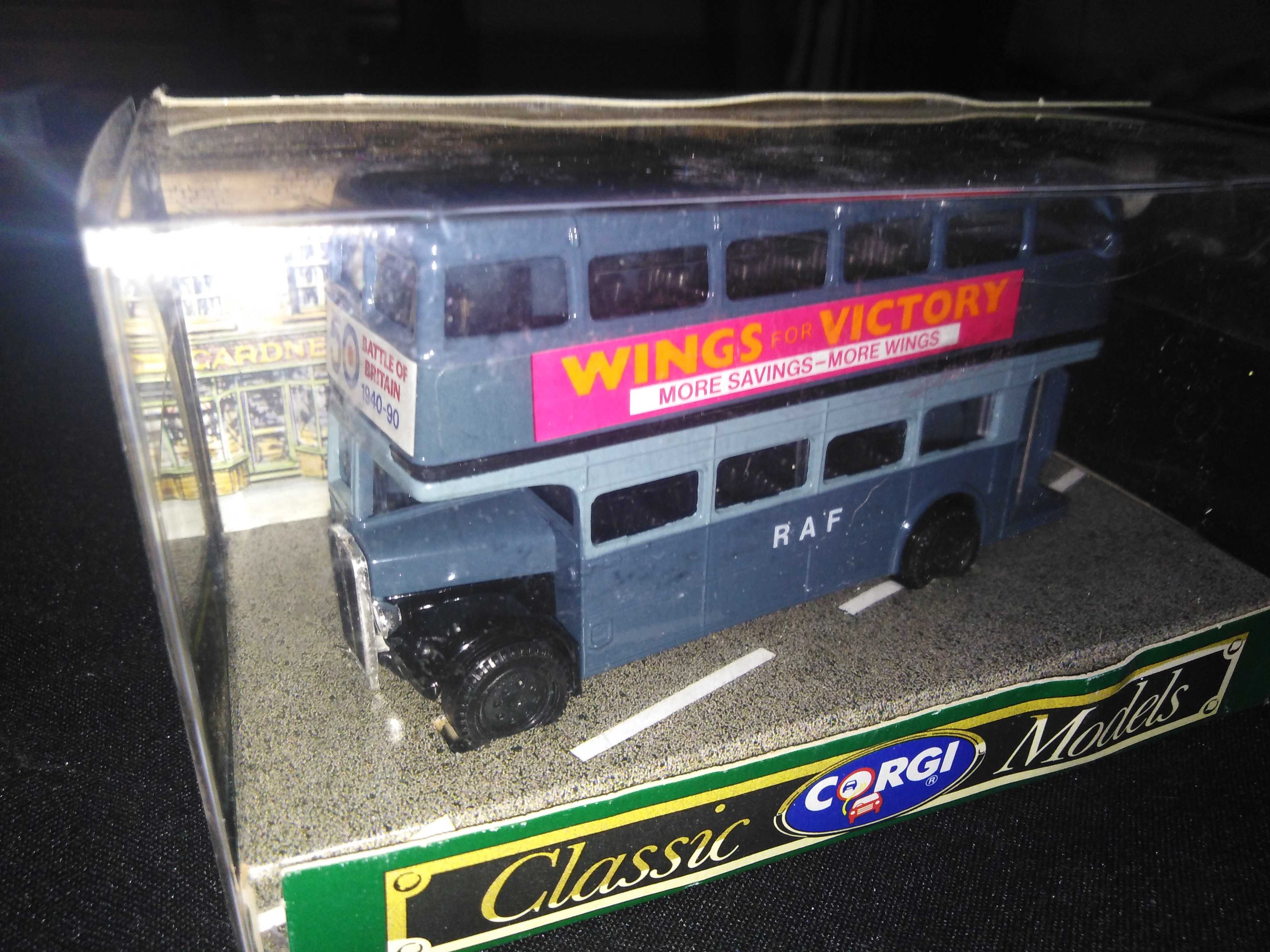 Autocarros Corgi 1/43