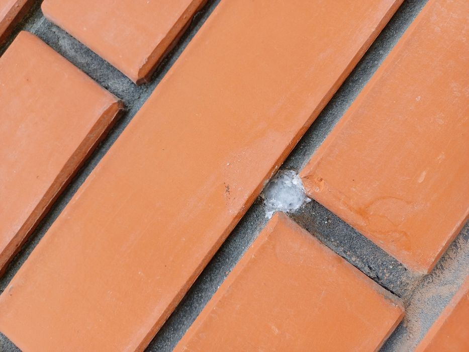 Утеплення будинків піноізолом рідким пінопластом