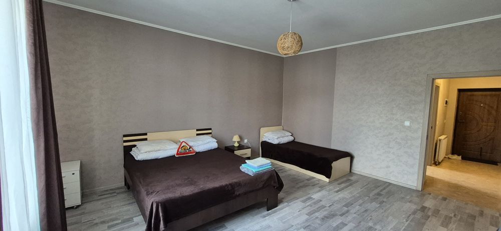 Будинок подобово,ВІЛЬНО