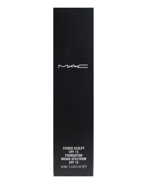 MAC Studio Sculpt Foundation SPF15 40ml. NC30