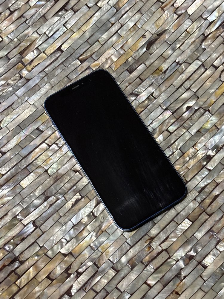 Iphone 12 azul ótimas condições