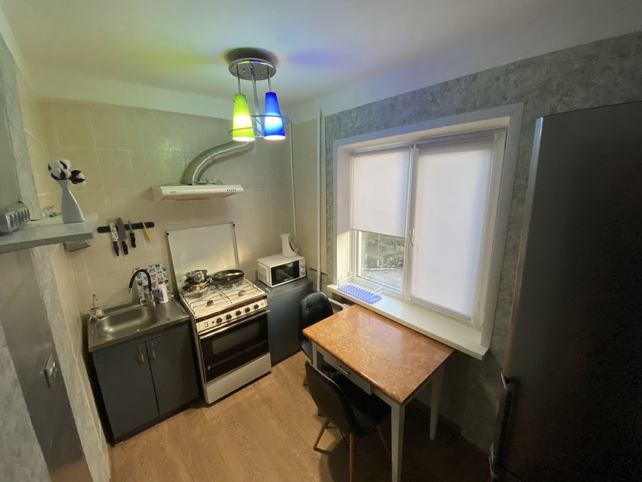 Оренда 2к. квартири по вул. Парамонова.