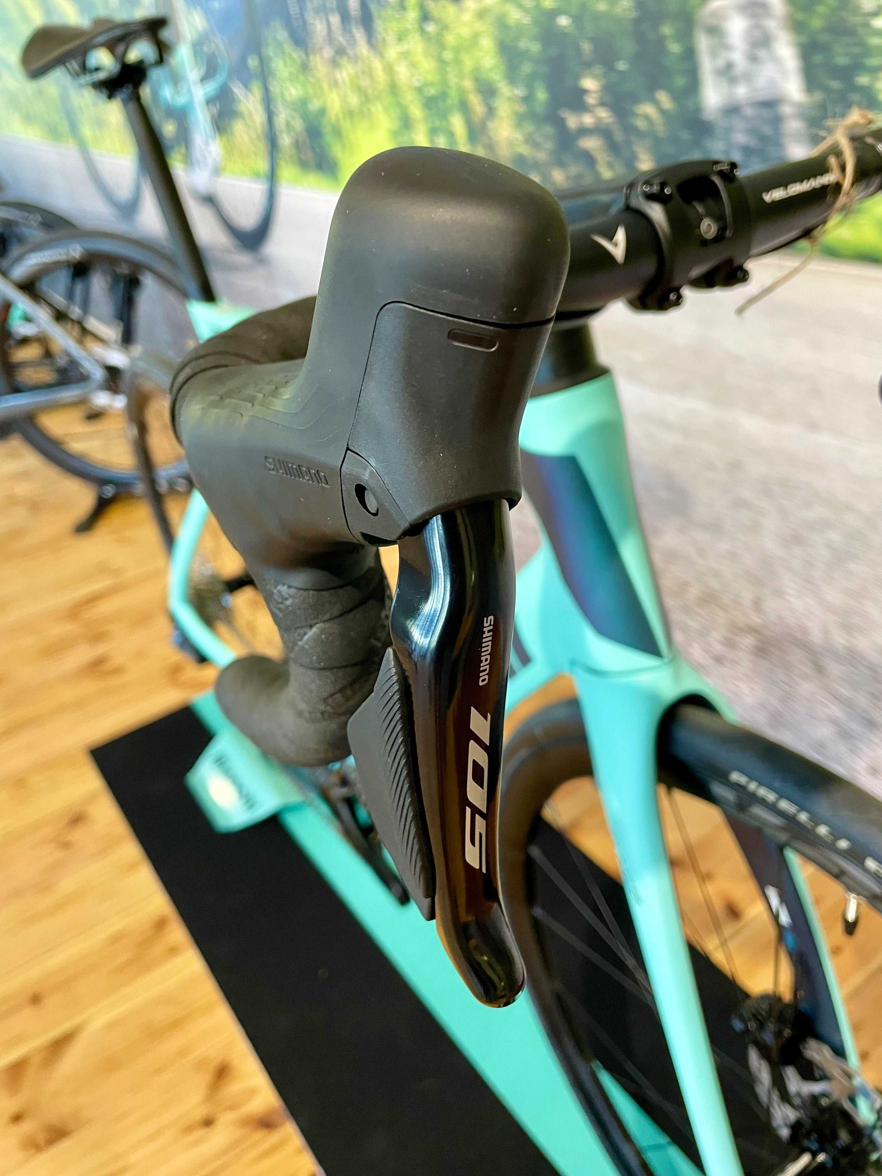 Nowy rower szosowy Bianchi Oltre Race Di2 VELOPOLIS RATY 0%