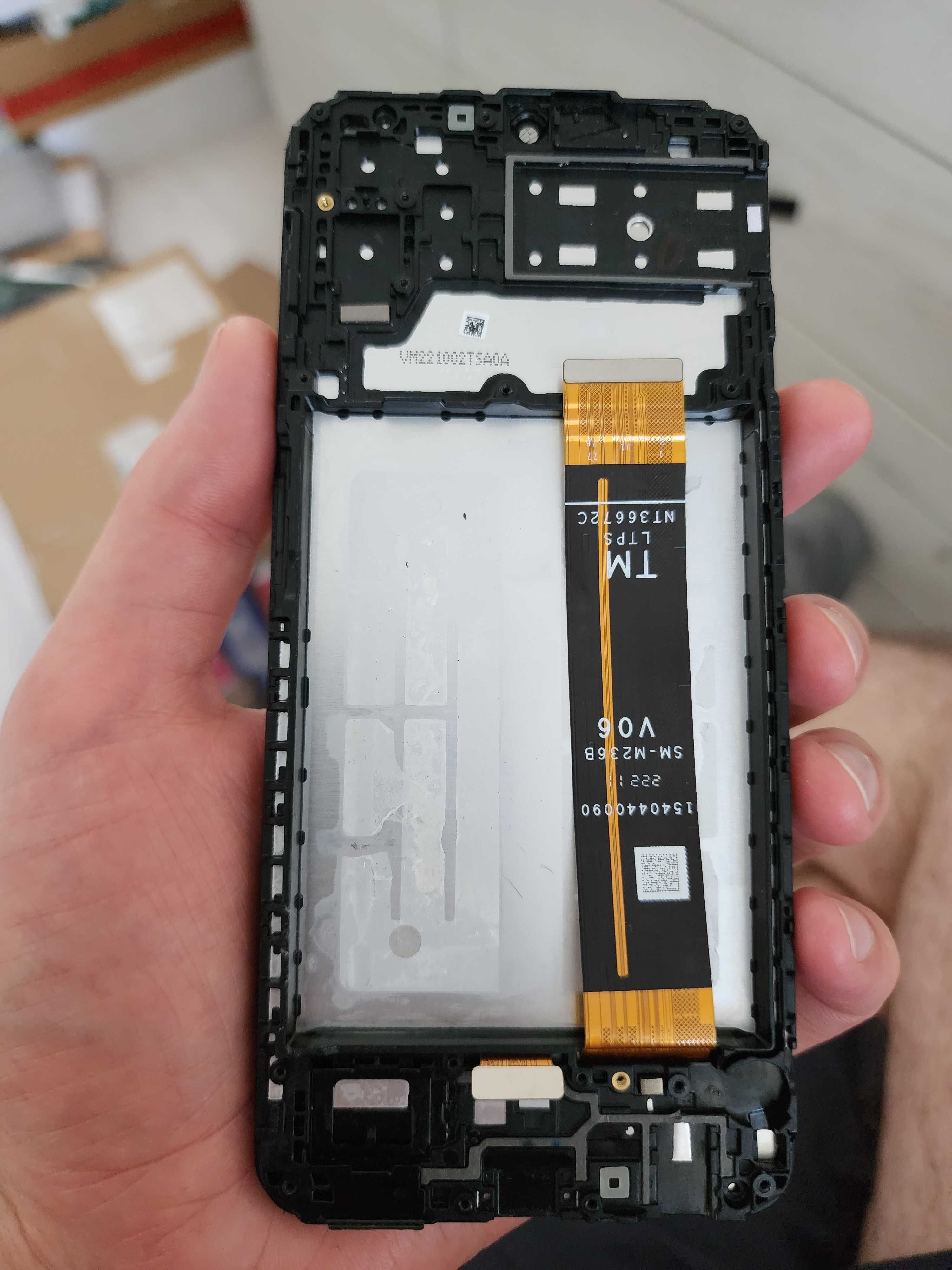 LCD дисплей в рамі оригінал під переклей Samsung A135 A135F A135U A137