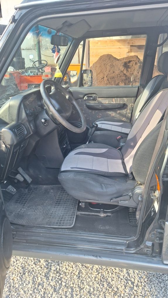 Hyundai Galloper