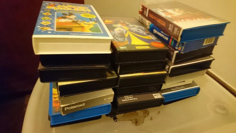 Filmes originais em cassetes VHS