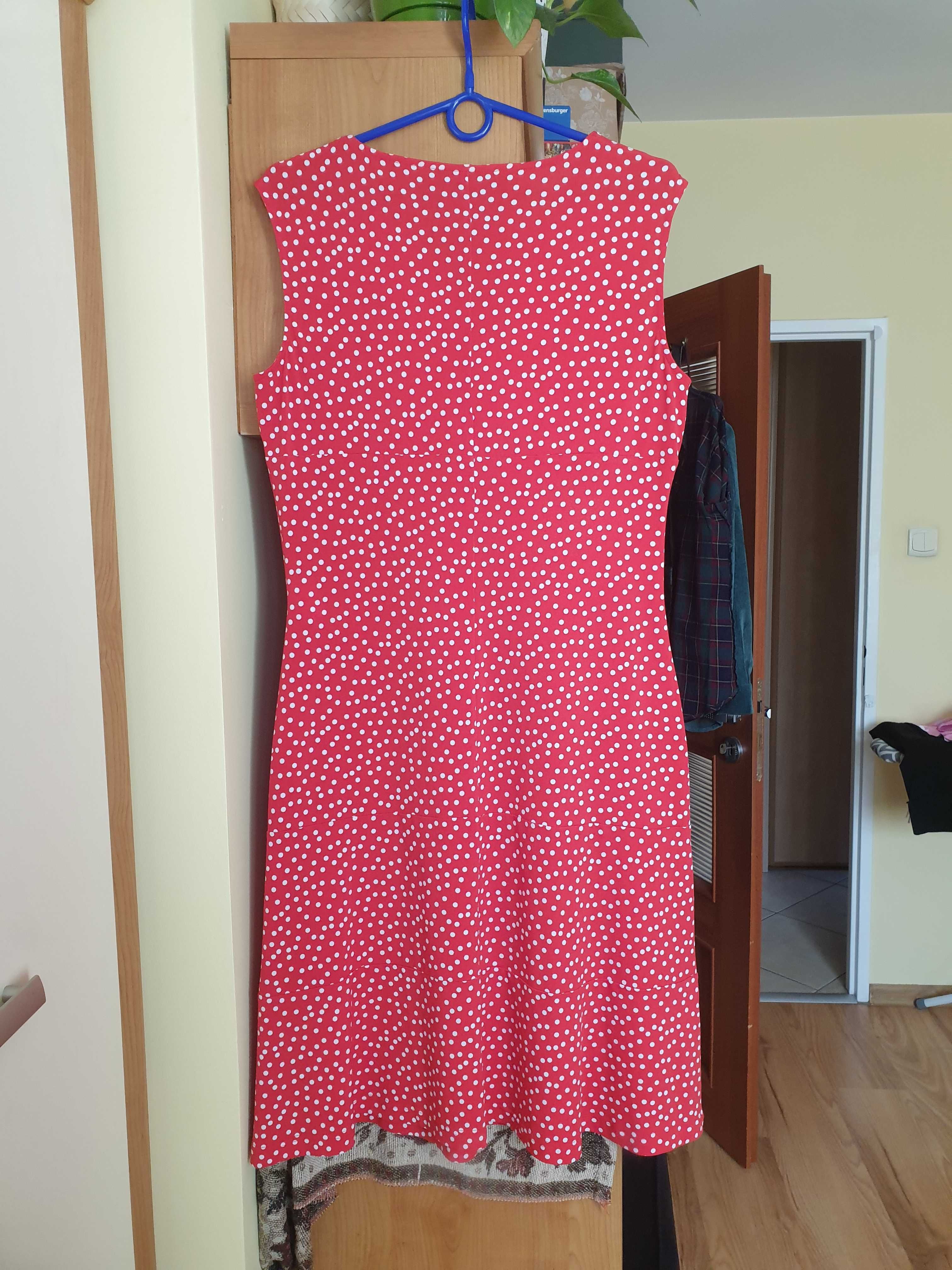 Sukienka w groszki w stylu retro vintage Betty Barclay