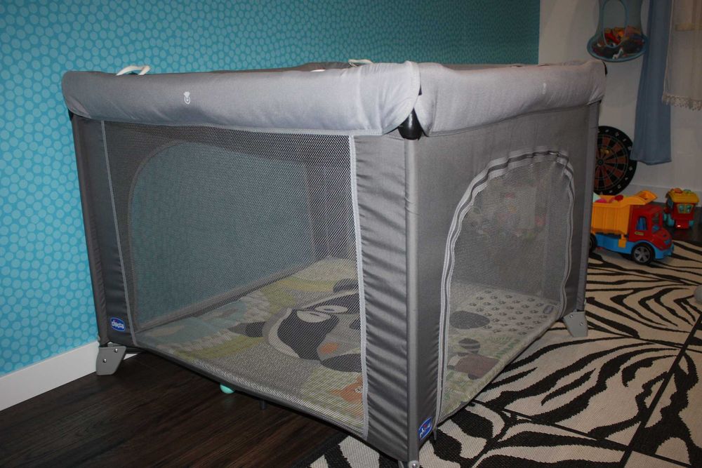 CHICCO Open Box Kojec łóżeczko turystyczne