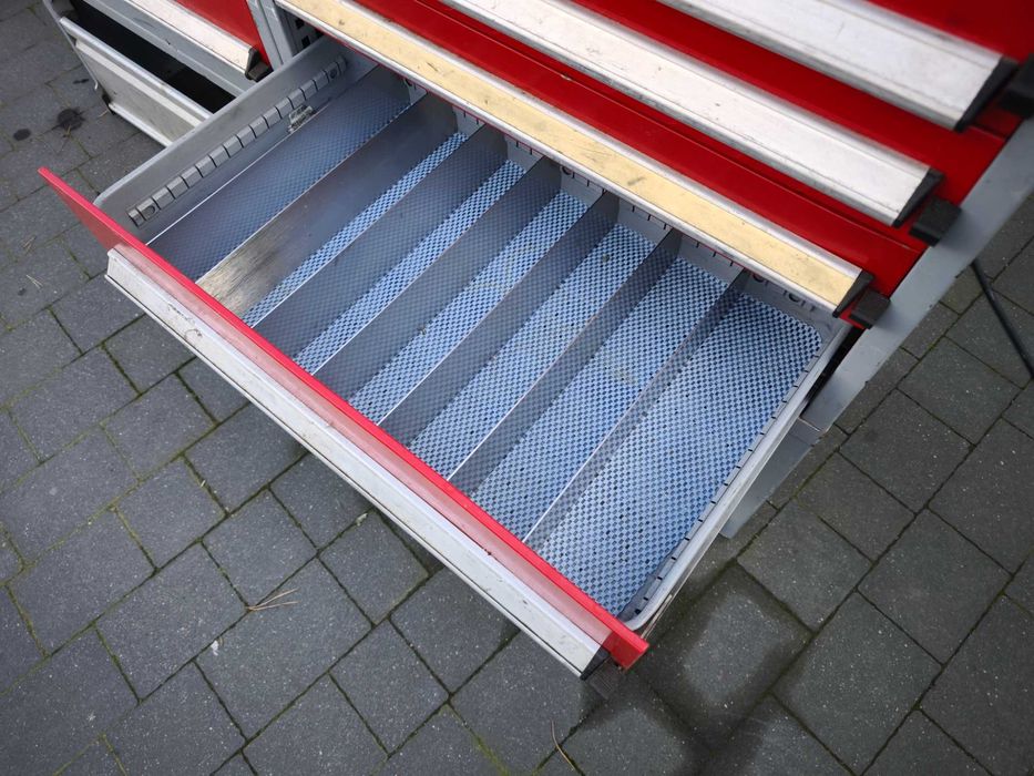 Zabudowa warsztatowa Bott Vario ; Regał ;Szafka do busa