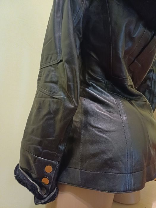 Шкіряна дублянка на хутрі цегейка