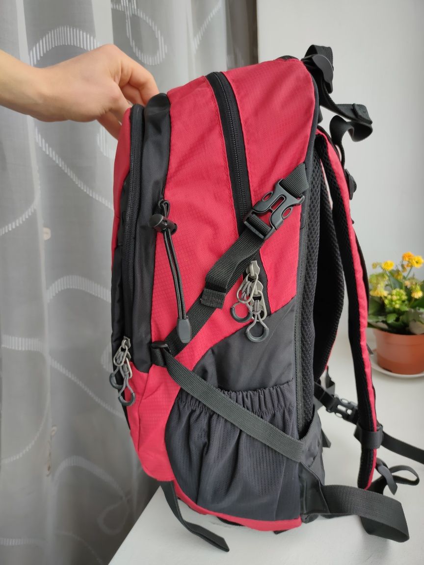 Спортивний рюкзак туристичний рюкзак Mountain Outdoor Gear 28L