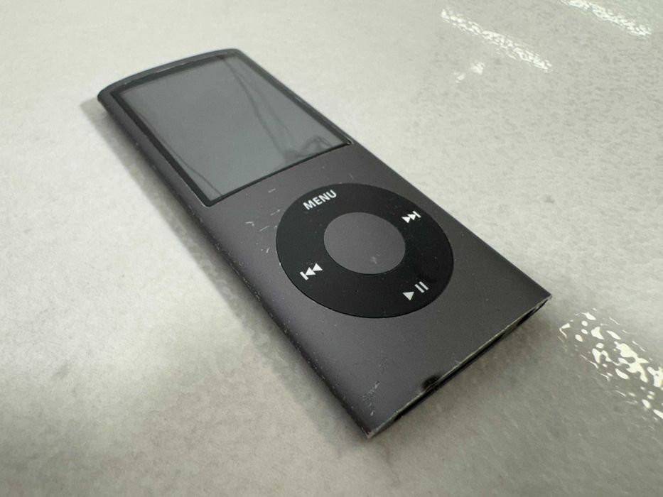 Apple iPod Nano 4 A1285 , 8GB