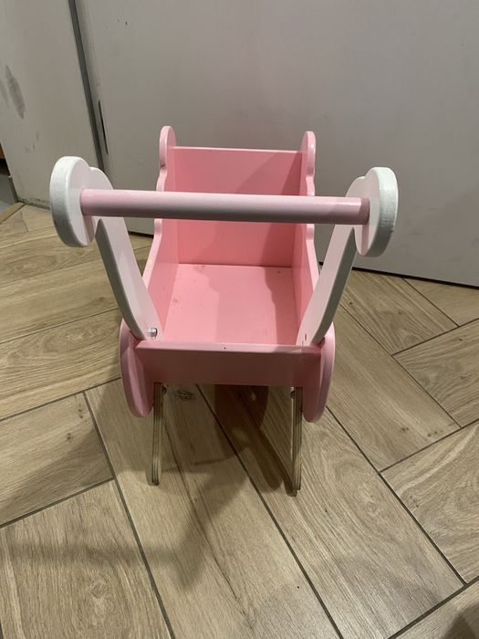 Wózek dla lalek drewniany różowy