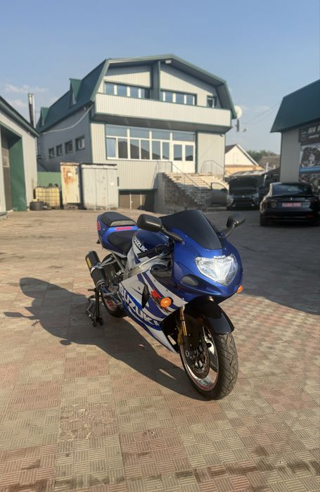 Suzuki GSX-R1000 в идеальном состоянии