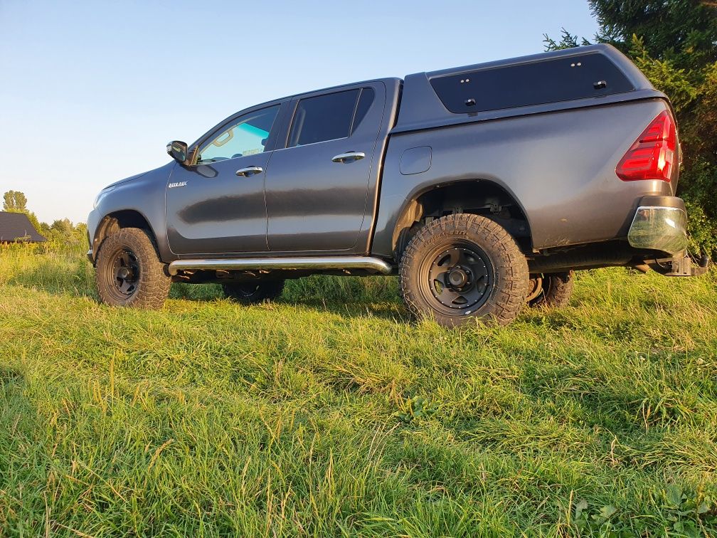 Toyota hilux 2016