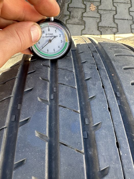 225/35r19 kmpl lato