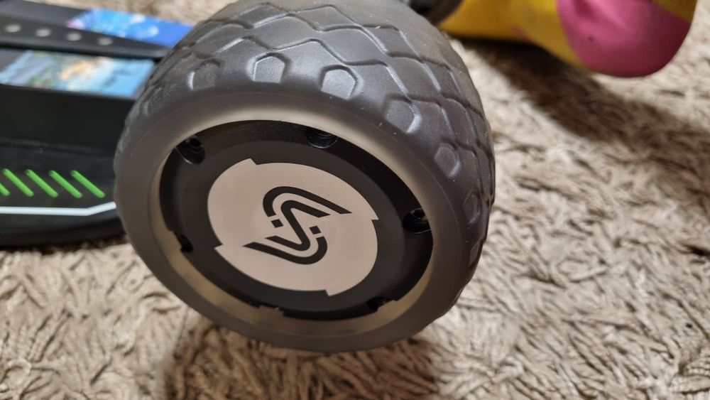 Електроскейт Isinwheel V8 (новий, пробіг 21км)
 
V8
 
Electric
 
Skate