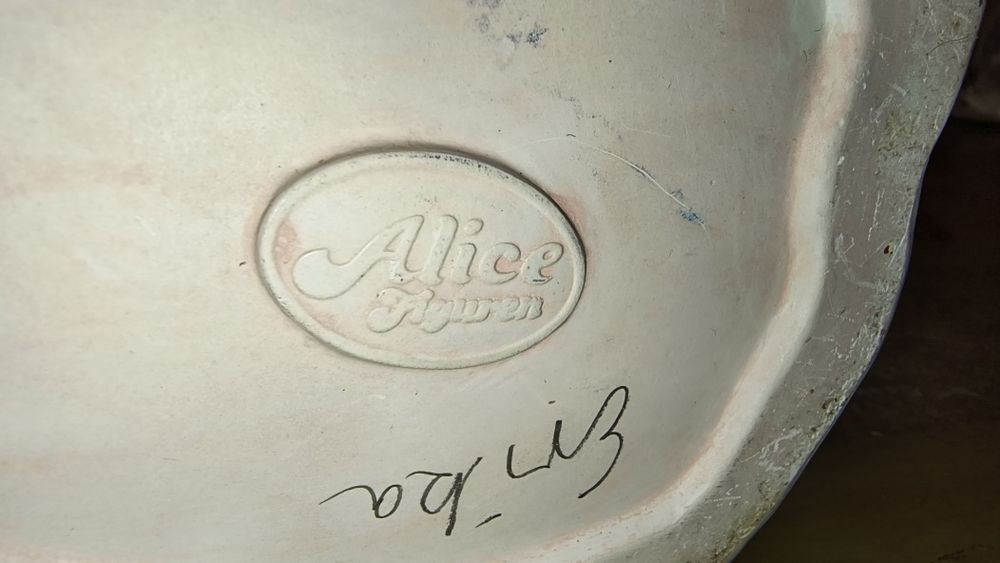 Figurki Alice sygnowane