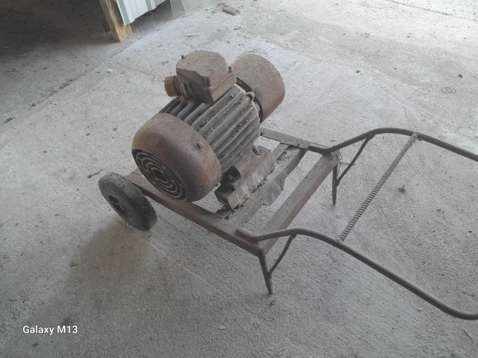 Silnik elektryczny 5.5 KW z wózkiem !!!