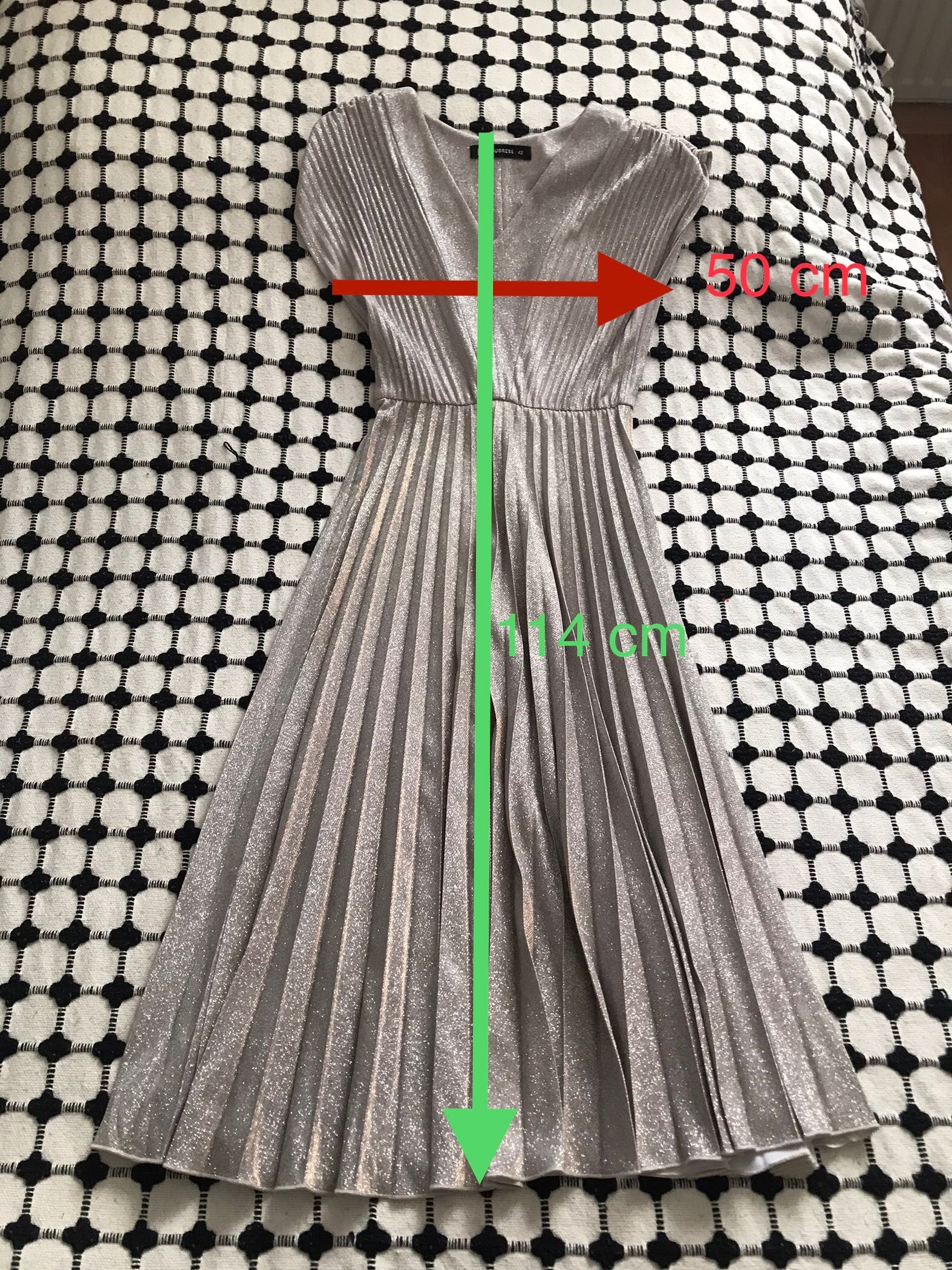 Srebrna wizytowa sukienka MIDI plisowana kimono 42 40