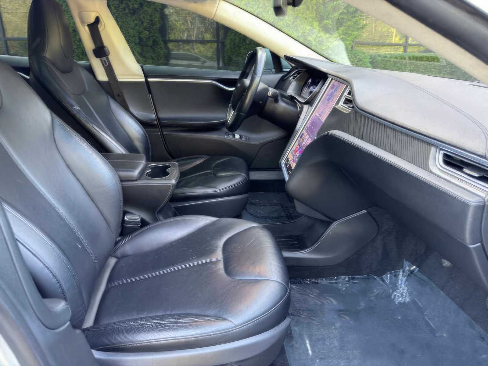 2015 Tesla Model S 85D