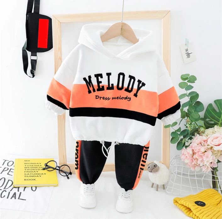 теплий костюмчик на флісі для дівчинки р. 86