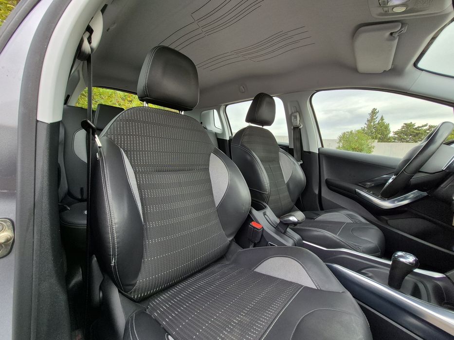 Peugeot 2008 1.6HDI - AUTOMÁTICO | GARANTIA | ALLURE