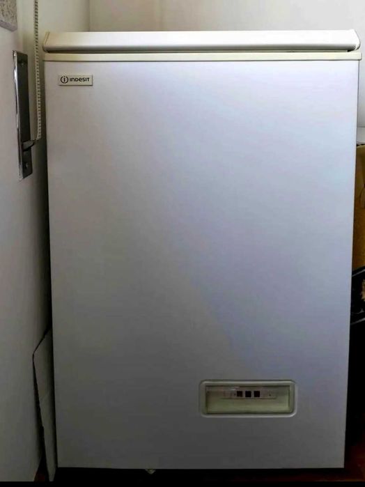 Arca Congeladora Indesit 100L | Modelo GCO120