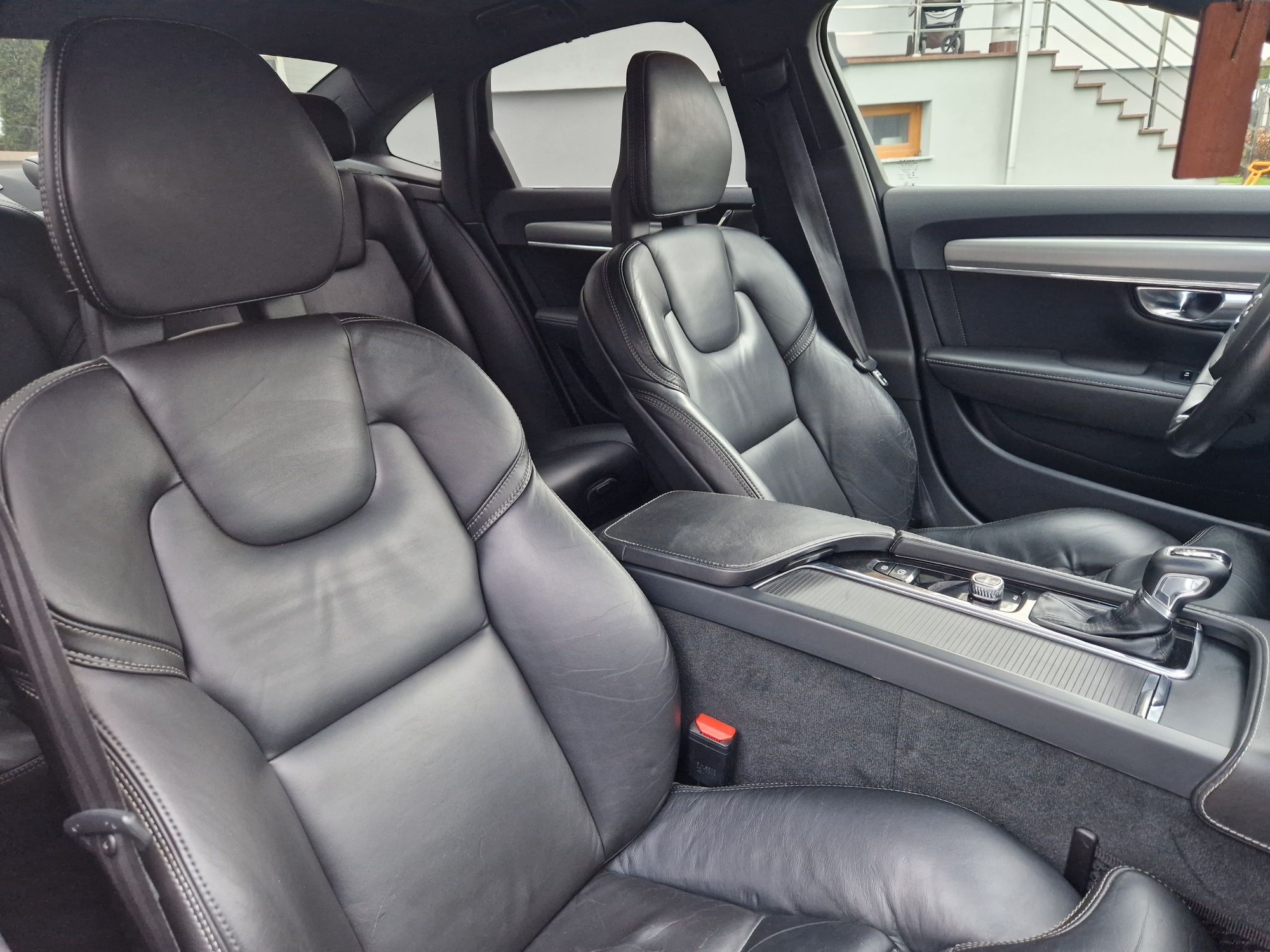 Volvo S90 Bowers & Wikins AWD zamiana
