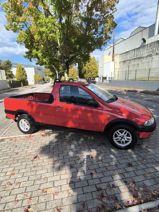 Fiat Strada 1.9D Nacional