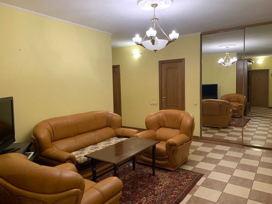 3-к Метро Деміївська. 117 м2. Сапер-Слобід. 22. Поверх 5. Леруа Мерлен