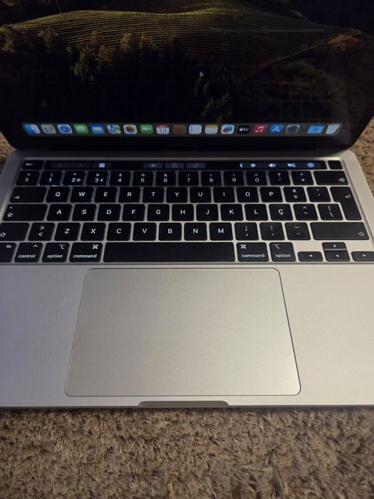 Macbook Pro 13 M1 Touchbar 8GB/256GB