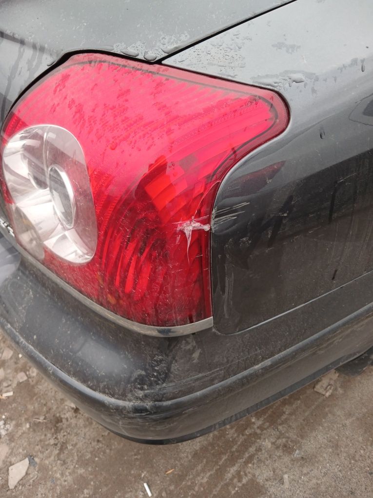 Продам стопы таета авенсис