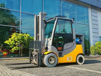 Wózek widłowy Jungheinrich TFG 430s  3 tony triplex 6 m kabina| 2017