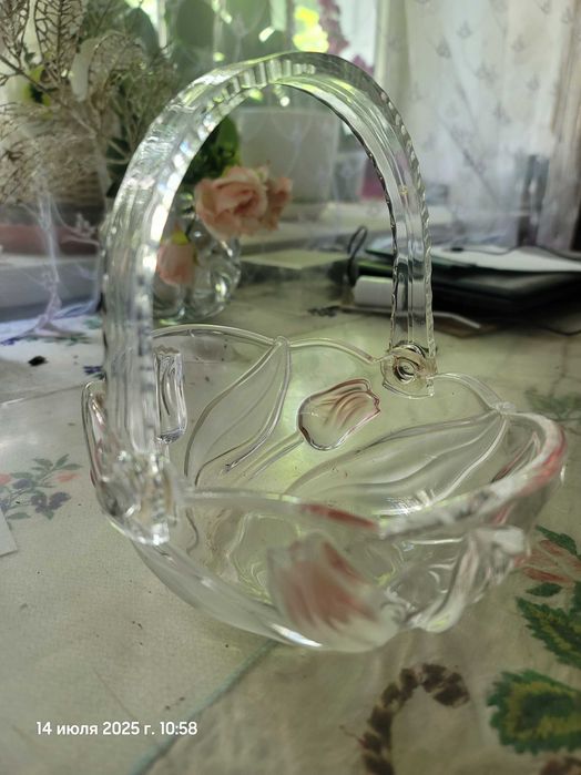 Хрусталь  фарфор стекло салатницы конфетницы менажницы вазы