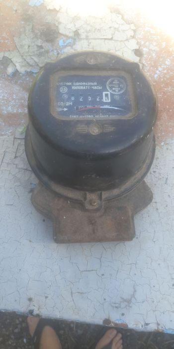 Продам електросчетчик