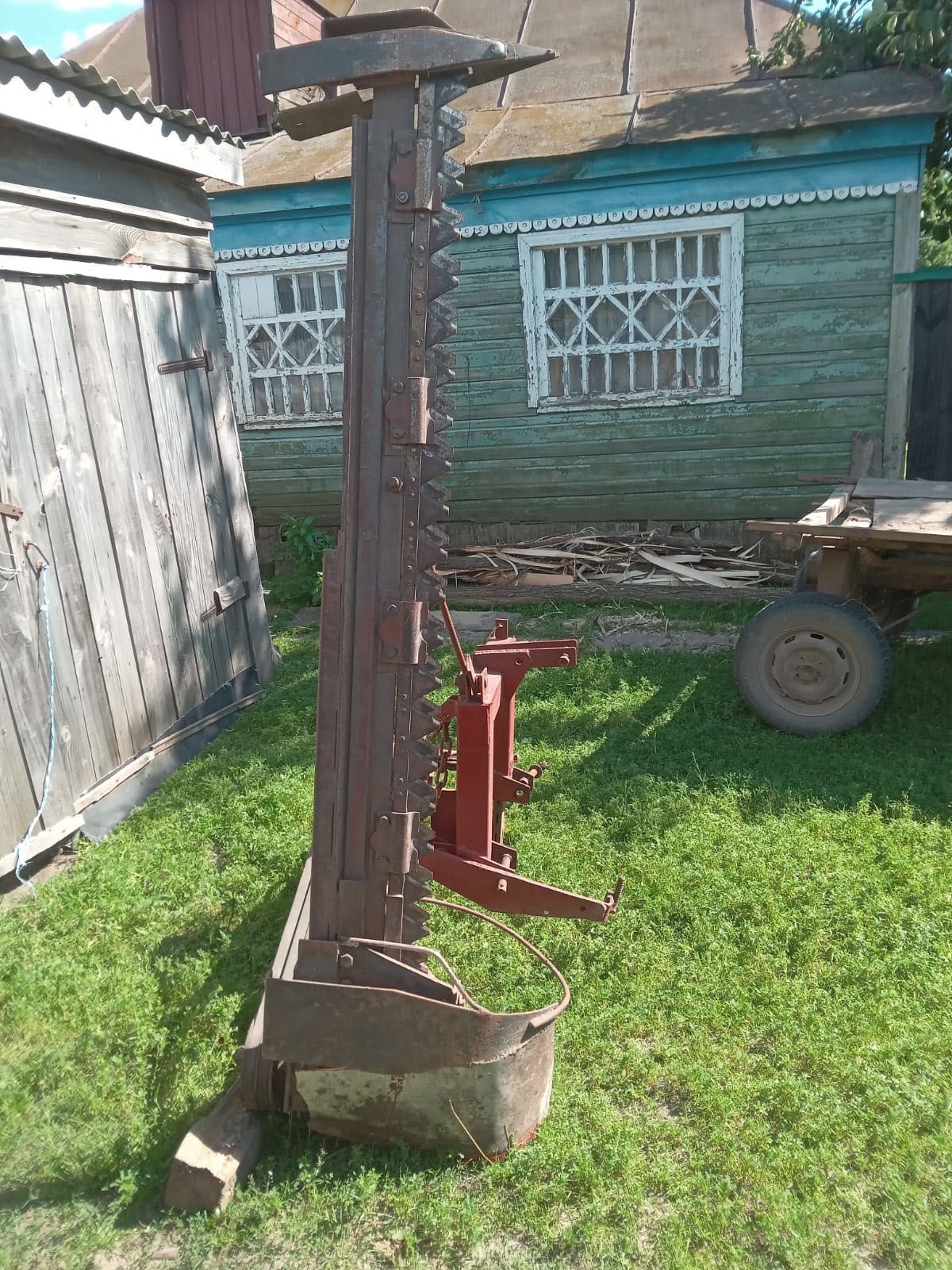 Продам косарку сигментную т25 и китайские трактора